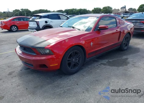 2012 Ford Mustang V6 Premium z USA, uszkodzony, nr VIN 1ZVBP8AM9C5204191